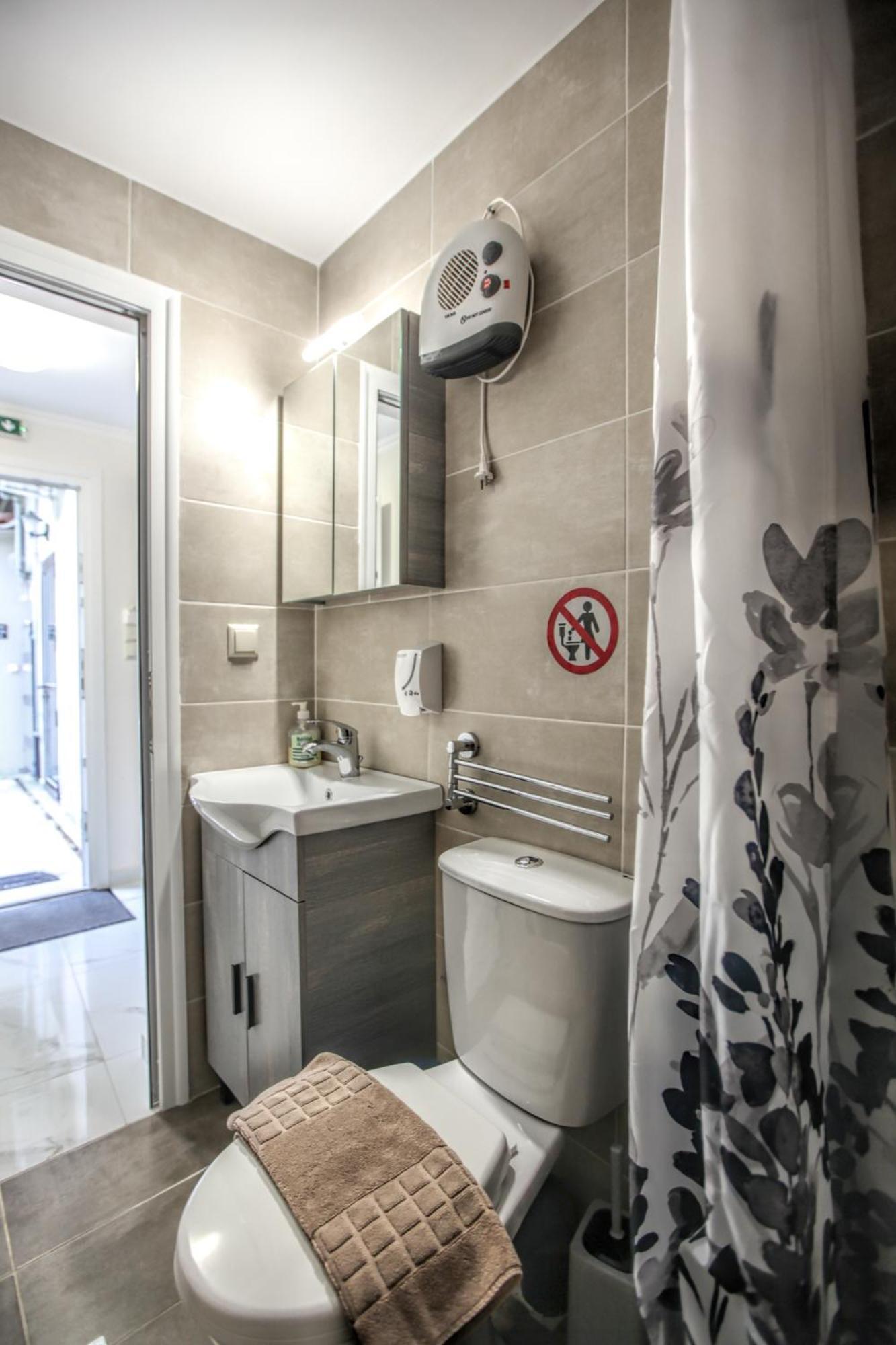 Del Sol #1 Meteora Luxurious Family Suites กาลัมปากา ภายนอก รูปภาพ
