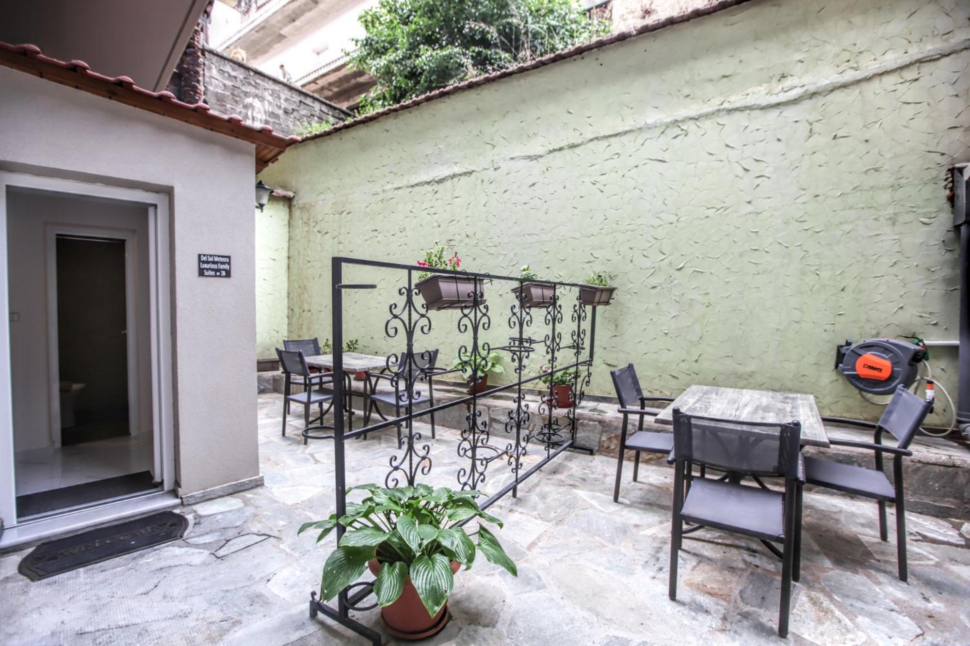 Del Sol #1 Meteora Luxurious Family Suites กาลัมปากา ภายนอก รูปภาพ