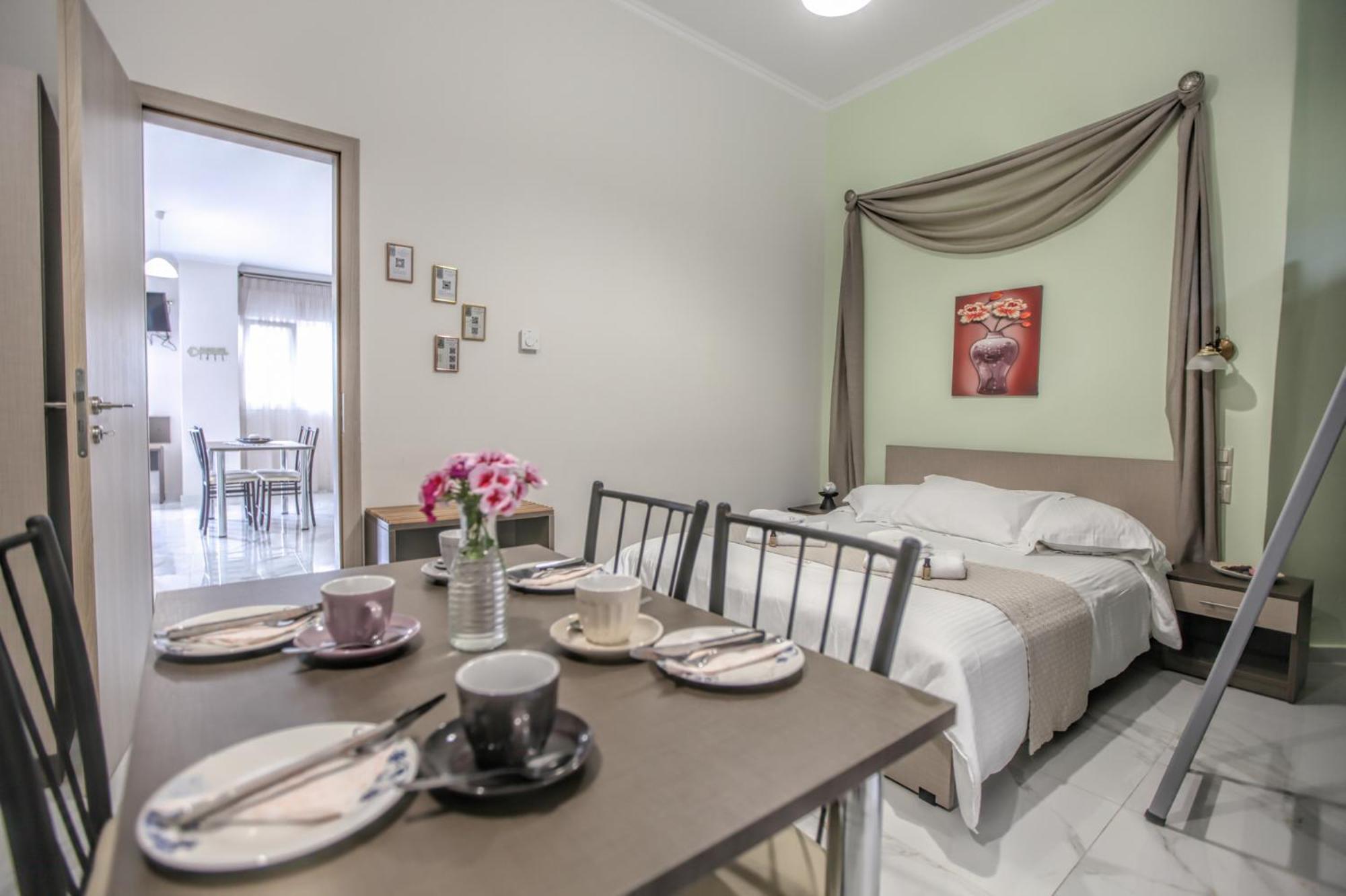 Del Sol #1 Meteora Luxurious Family Suites กาลัมปากา ภายนอก รูปภาพ