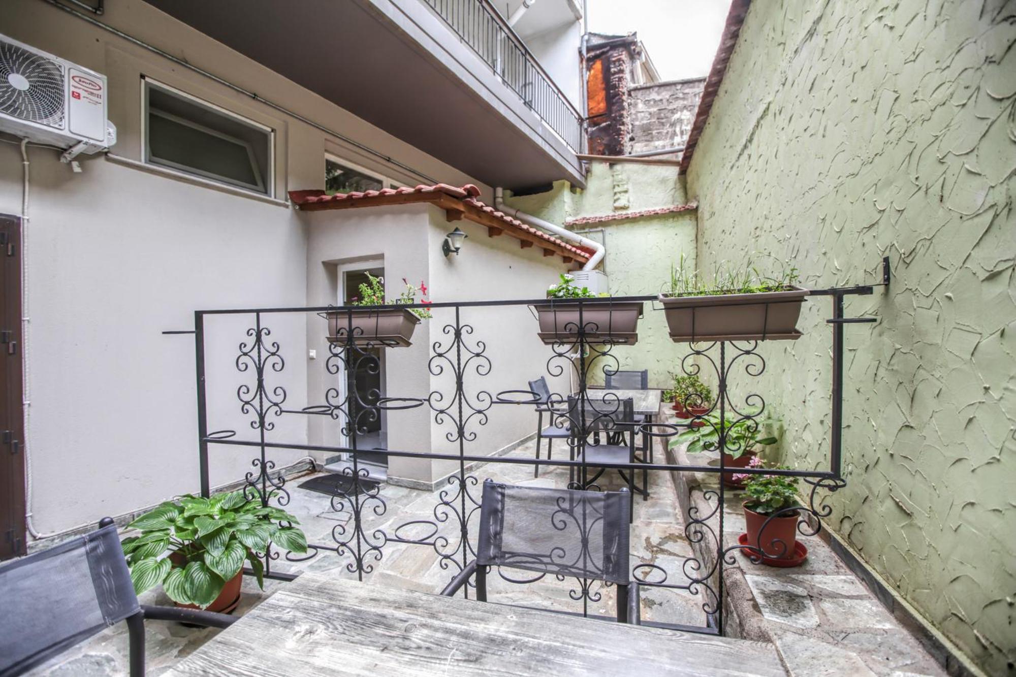 Del Sol #1 Meteora Luxurious Family Suites กาลัมปากา ภายนอก รูปภาพ